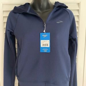 Brooks Notch Thermal Hoodie size S